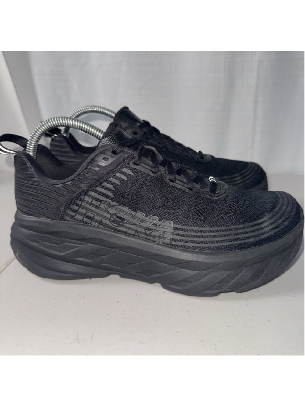 Hoka One One Bondi 6 Triple Black BBLC Womens Size 8.5 Running Shoes 1019270